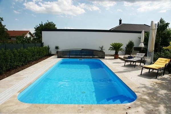 10 Raisons Essentielles d'Investir dans une Couverture de Piscine pour l'Hiver