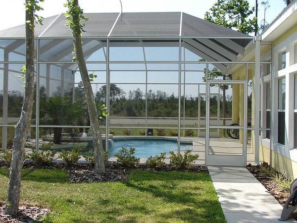 Sécurité maximale pour votre famille : Guide complet des dispositifs de sécurité pour piscine