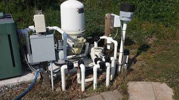 Le guide complet pour choisir la meilleure pompe de filtration pour votre piscine